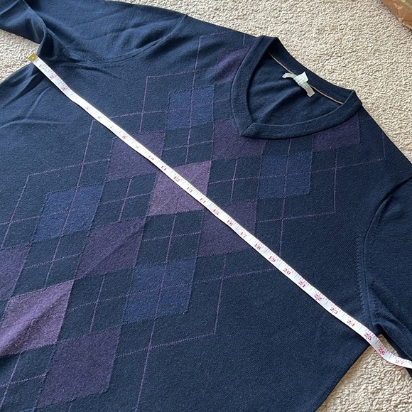 Bundle of Two Nordstrom V Neck Merino Wool Navy And Argyle Print Sweaters - Picture 6 of 11